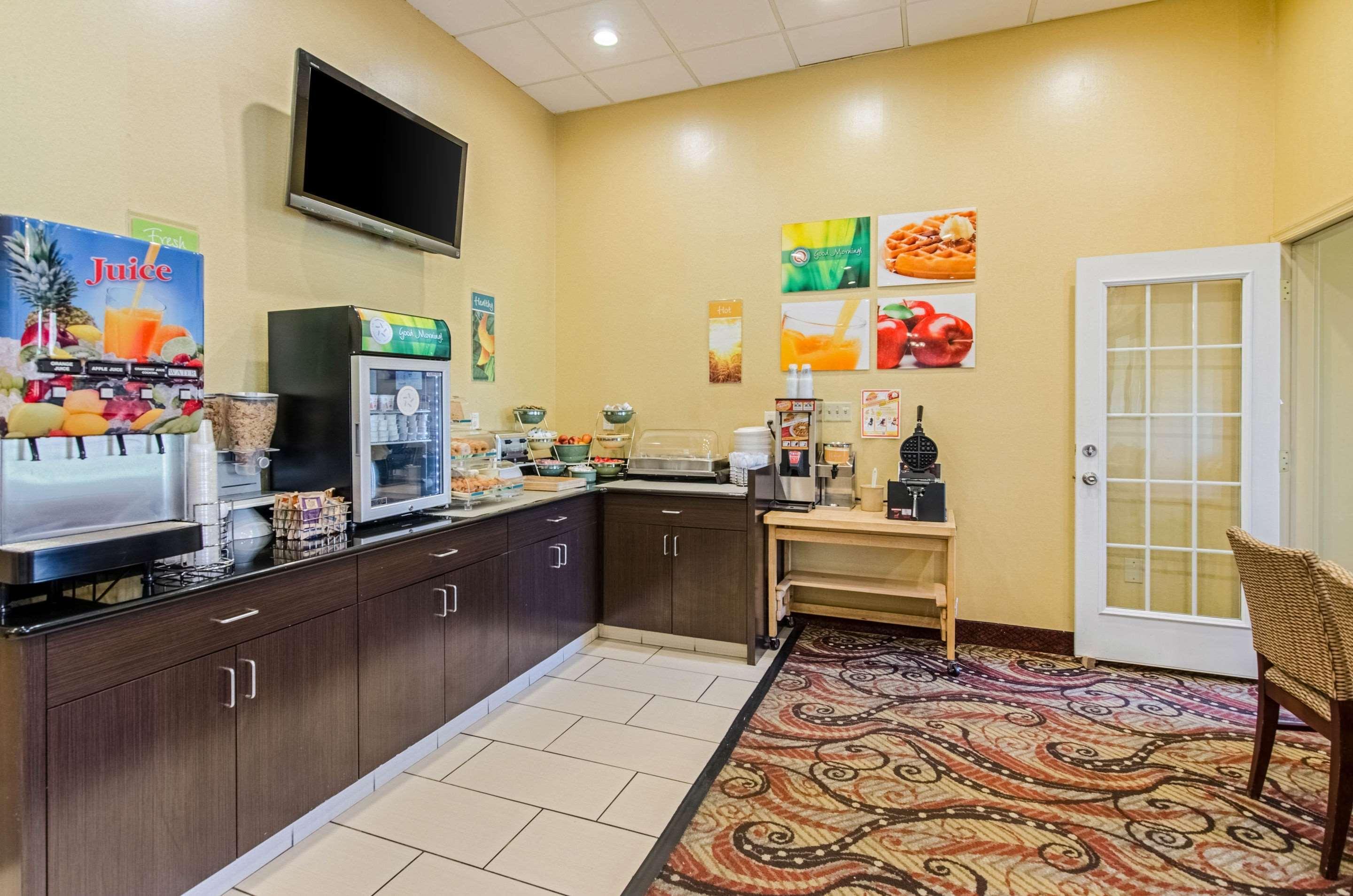 Quality Inn & Suites Lexington Near I-64 And I-81 Timber Ridge Exteriér fotografie