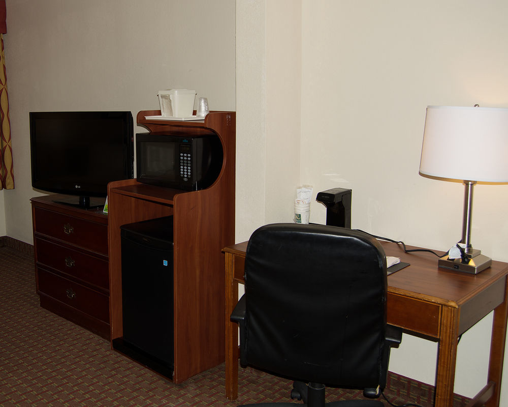 Quality Inn & Suites Lexington Near I-64 And I-81 Timber Ridge Exteriér fotografie