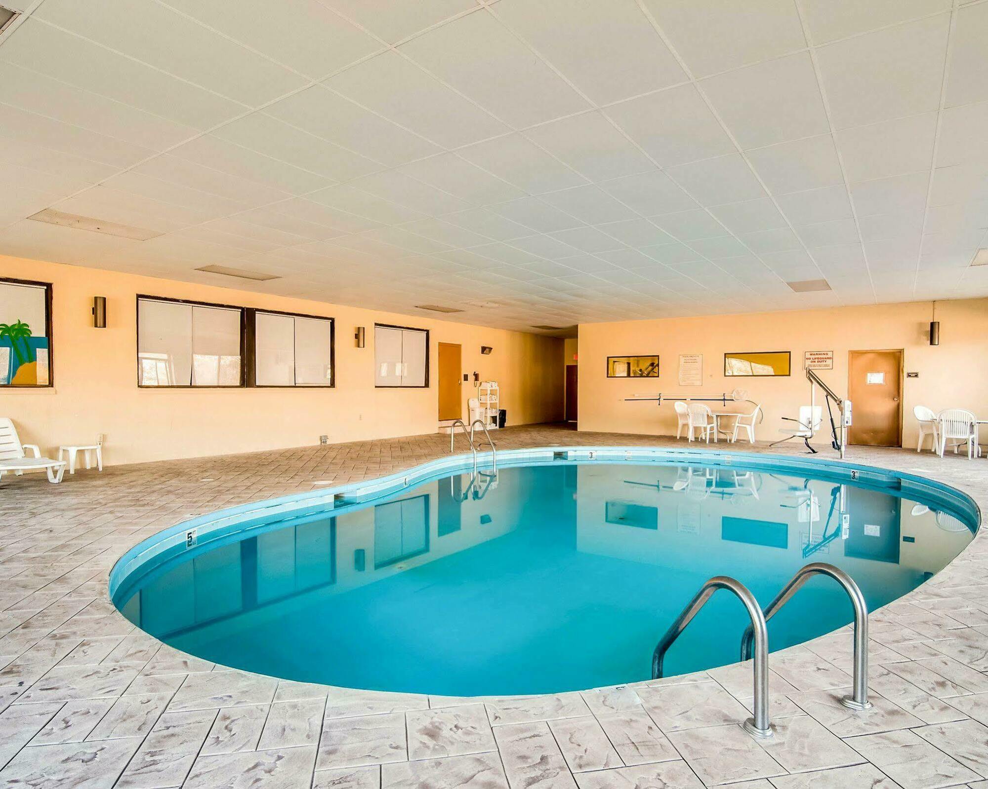 Quality Inn & Suites Lexington Near I-64 And I-81 Timber Ridge Exteriér fotografie