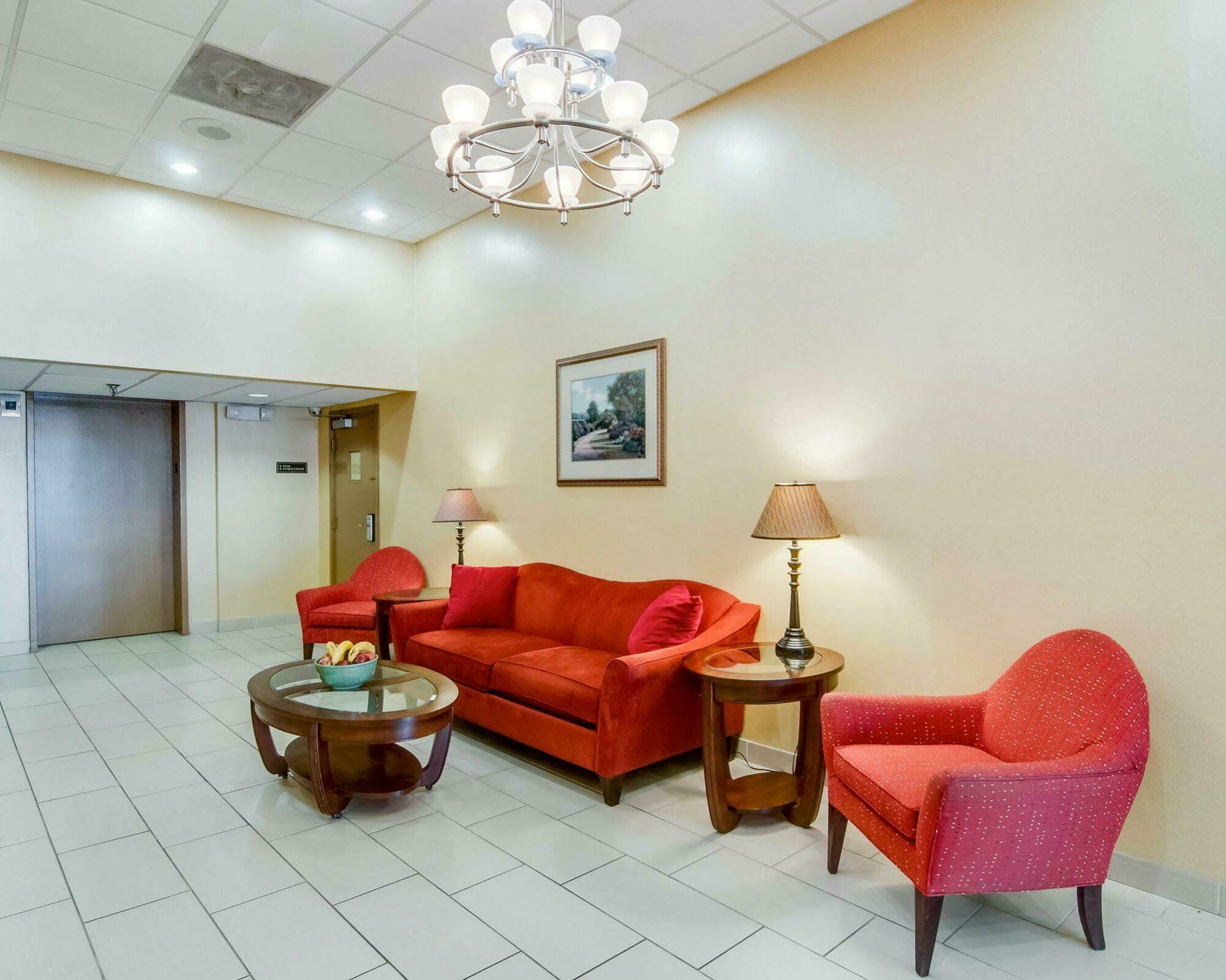 Quality Inn & Suites Lexington Near I-64 And I-81 Timber Ridge Exteriér fotografie