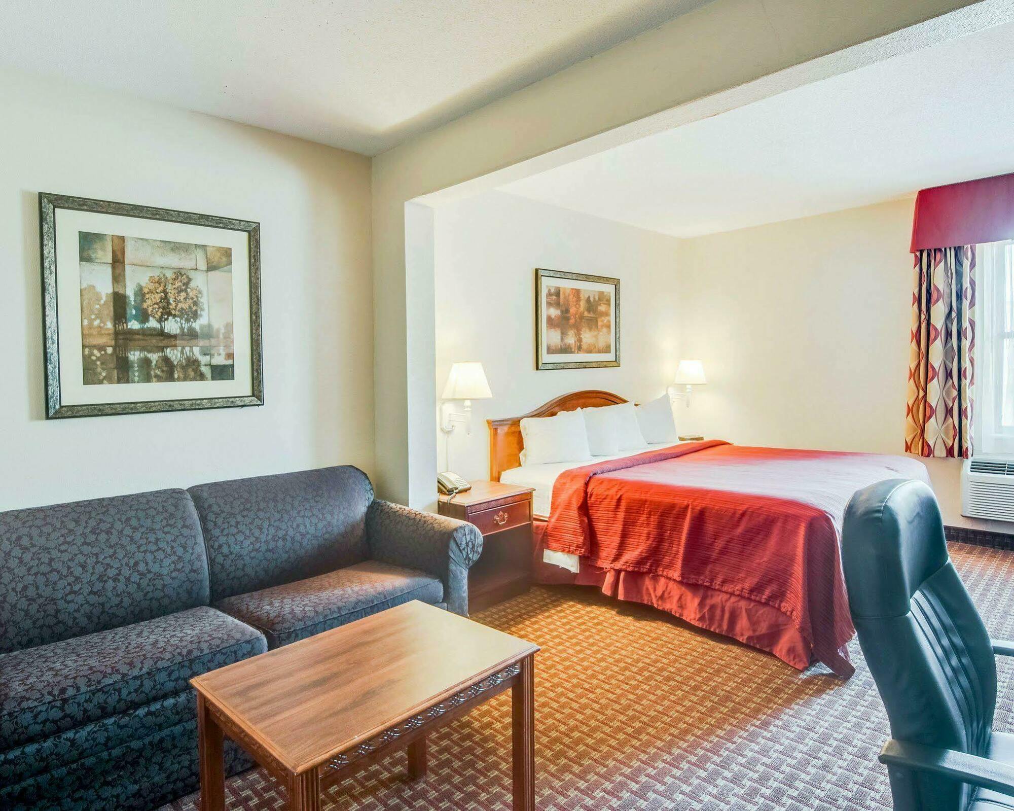 Quality Inn & Suites Lexington Near I-64 And I-81 Timber Ridge Exteriér fotografie